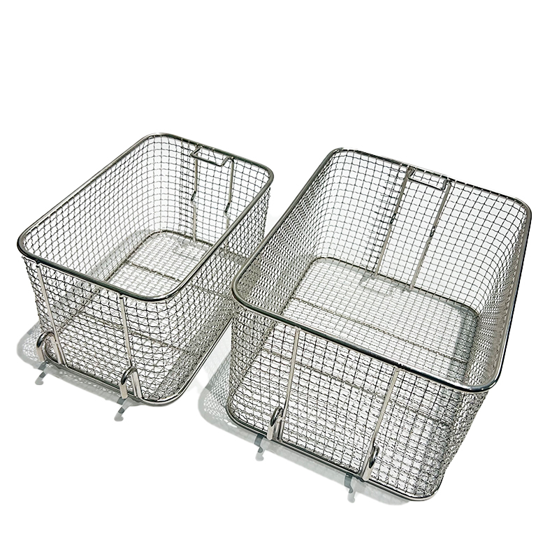 Heavy Deep Wire Frying Basket with Round Corners and Insulated Handle for Commercial or Home Use